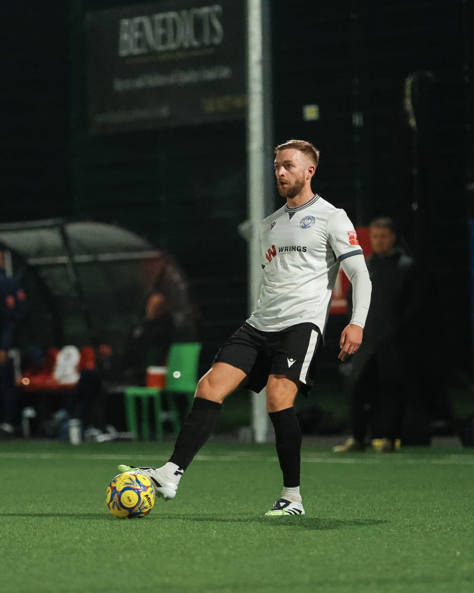 Portishead Town FC tweet media