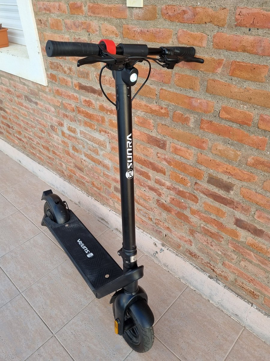 Bonoramari's tweet photo. Harto del pésimo servicio de colectivos en Bahía? VENDO MONOPATÍN ELÉCTRICO! Si no sos cagón como yo, te lo vendo, está impecable y llegas rápido a todos lados. SUNRA X9. https://t.co/h3RtnTd1U2