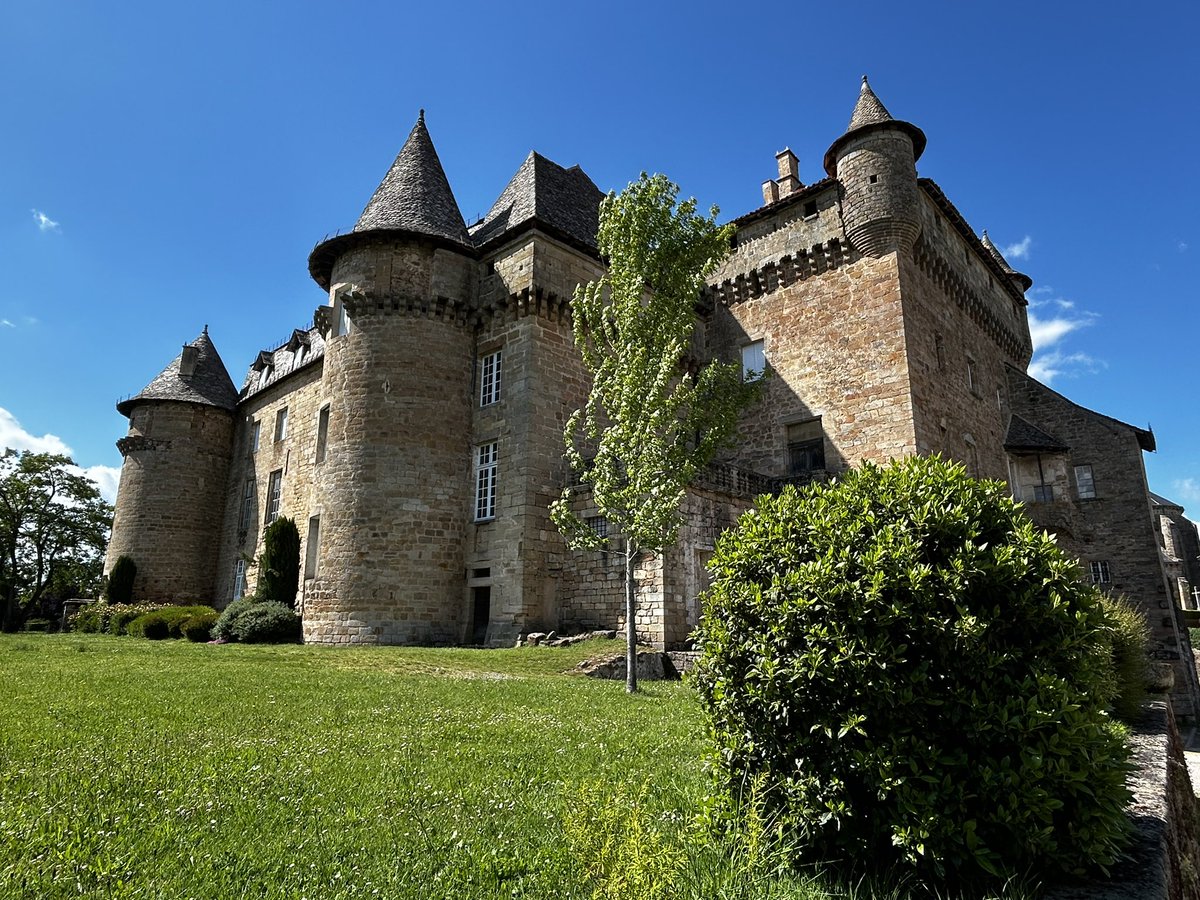 figeac1's tweet photo. La Capelle Marivale 
Lot en France https://t.co/WAZIwqNOi8