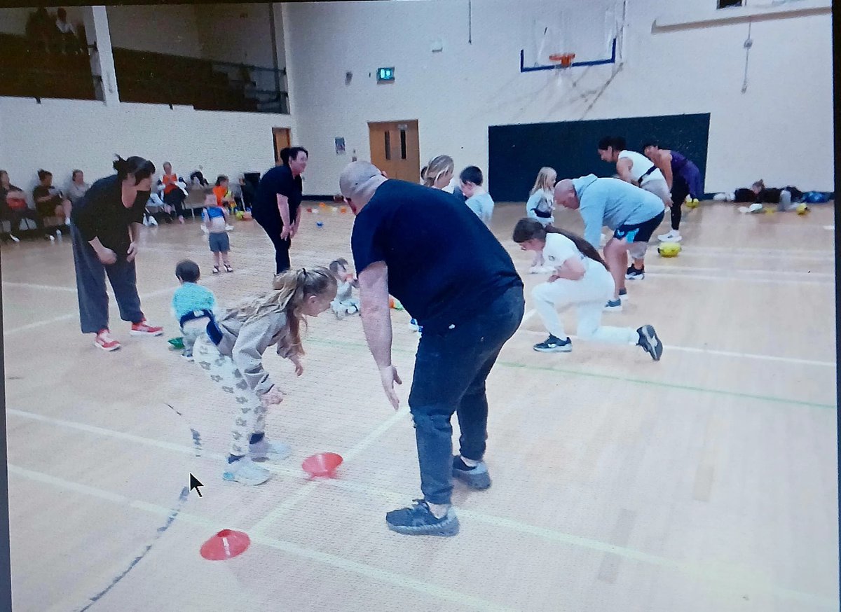 devlins48's tweet photo. Delighted to have been involved in the Healthy Streets Inclusion programme in conjunction with @kilkennycoco &amp; Newpark Community over the past few weeks having loads of Fun &amp; keeping Active 👏@LeinsterBranch @KilkennyRFC @KilkennySport #neverlessthaneverything 🏉👍 https://t.co/qLN6kc4Nw1