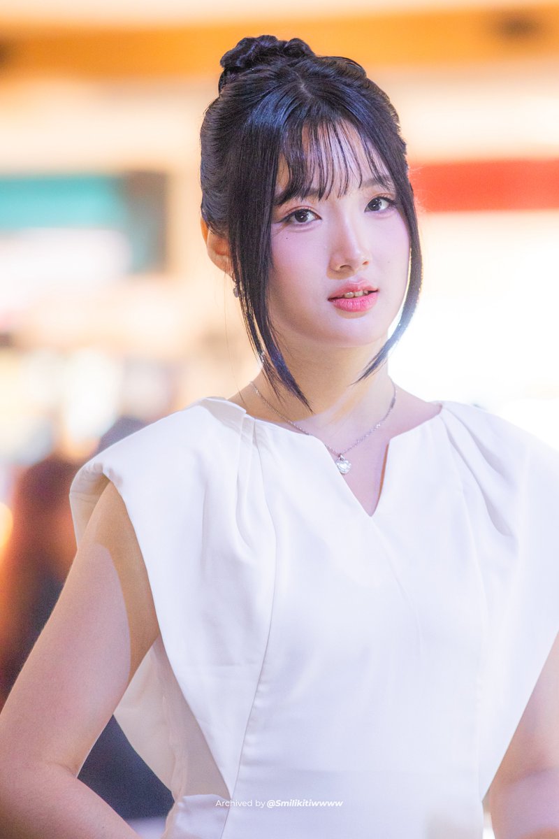 smilikitiwwww's tweet photo. 260513 Infinix Note In Your Area ✨

Cantiknya ADELINE WIJAYA 😍

📍Bintaro Jaya Xchange Mall
——  @Delynn_JKT48 

#DELYNN #JKT48 
#Smilikitiwwww https://t.co/3Tk2JI1kxF