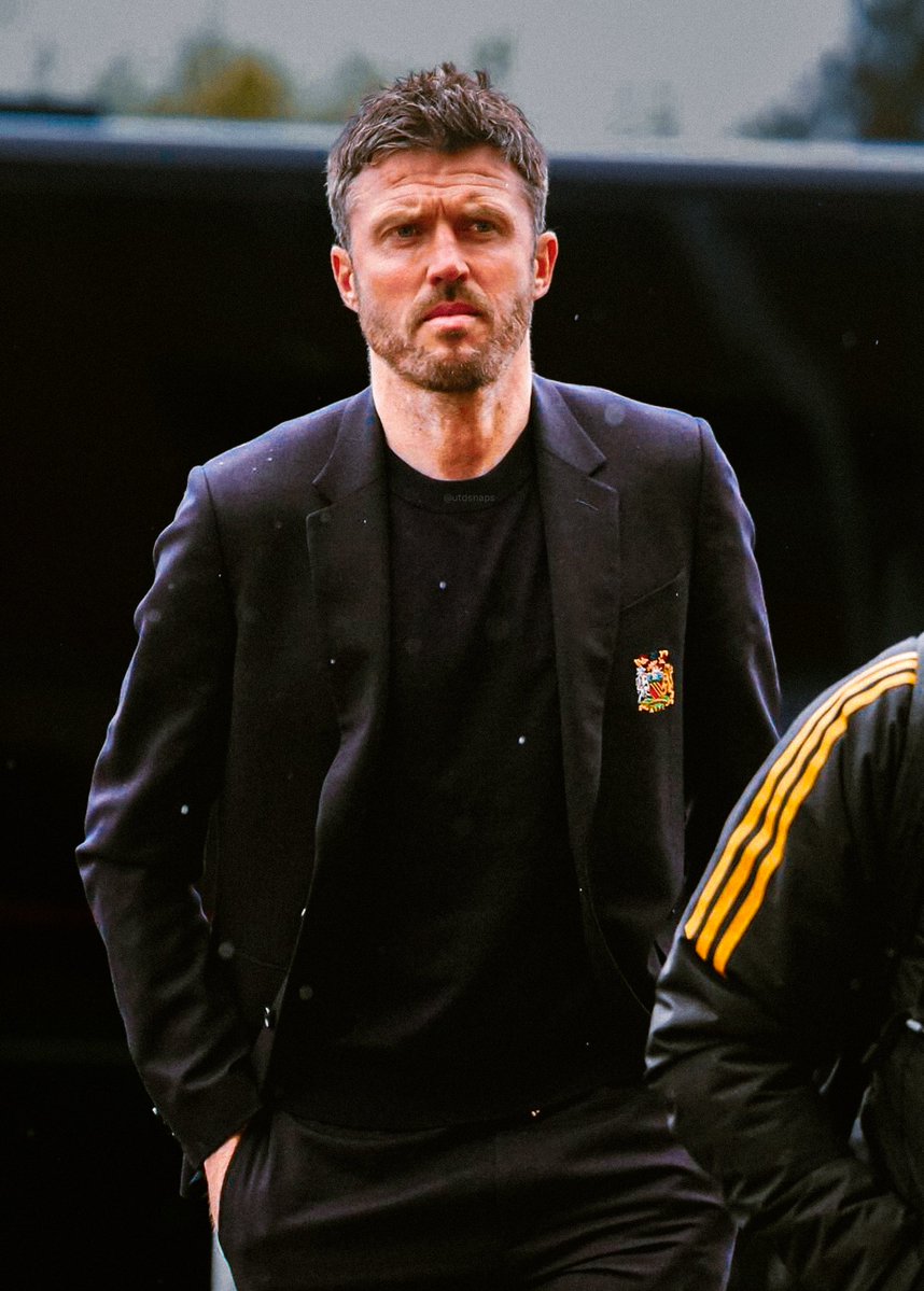 cold pics of Manchester United tweet media