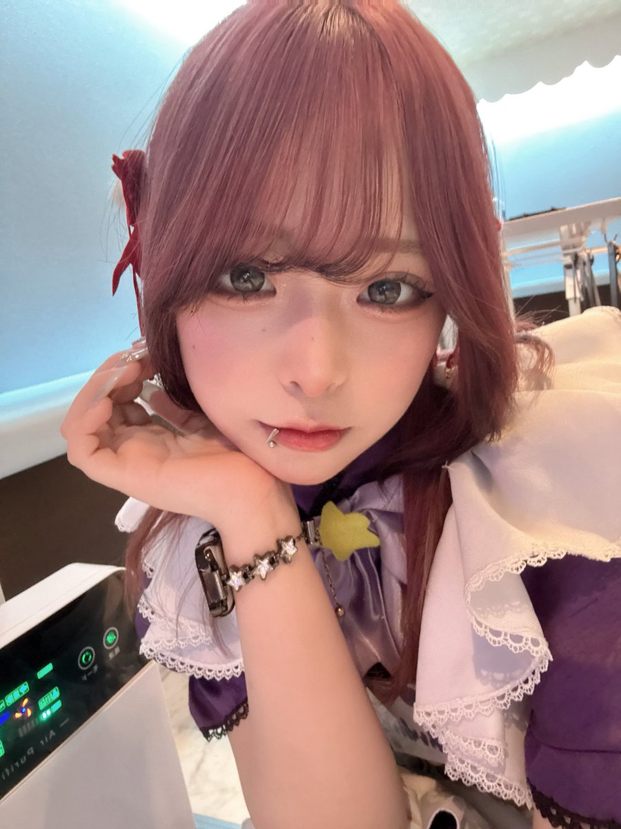 めいめい tweet media