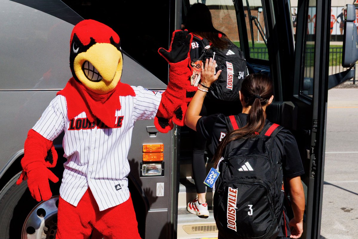 Louisville Athletics tweet media