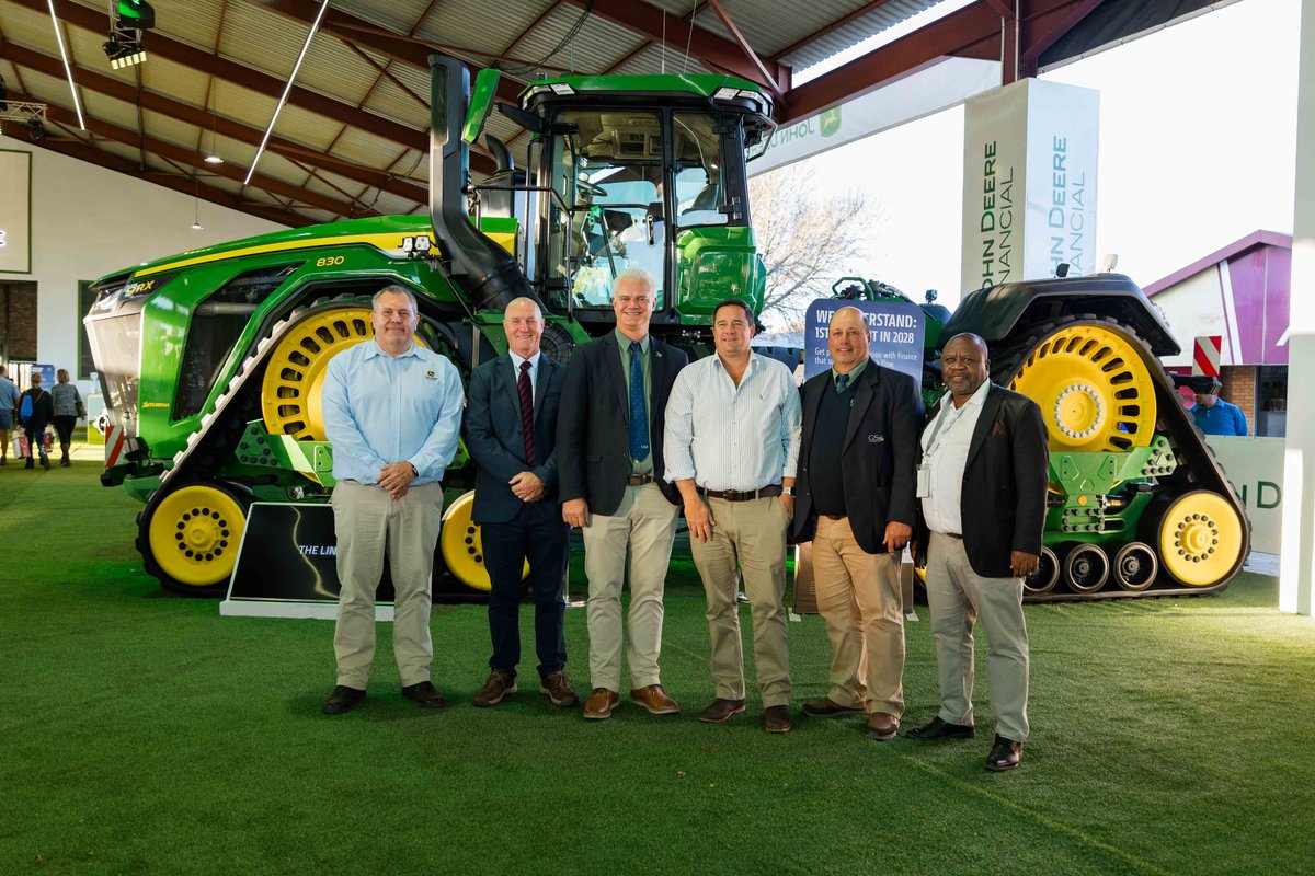 GrainSA's tweet photo. Day 2 at #NAMPO2026 highlighted important conversations around FMD, water security, biofuels and the future of South African agriculture.
Innovation, resilience and collaboration remain at the heart of the industry.
#GrainSA #NationInConversation https://t.co/xmrmCbW9LM