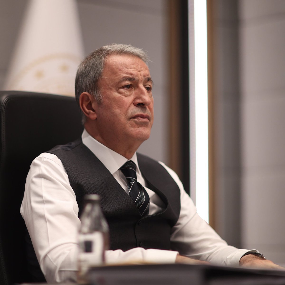 SİYAH SANCAK tweet media