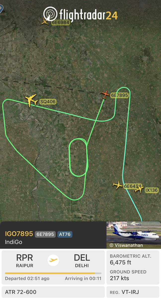 md_omz's tweet photo. Extreme conditions at VIDP (DEL) - TSRA + DS, winds 270 at 15 gusting 45! Storm cells at 3000 ft. 

Multiple go-arounds and no aircraft has attempted landing in the past 30 minutes, everyone is in holding - we can expect diversions soon.

#aviation #flightradar24 #india #igi https://t.co/aibwUHnrHD