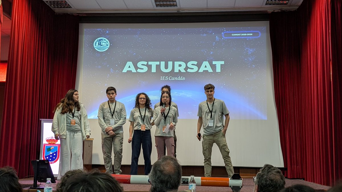 CanSatEx's tweet photo. La duodécima defensa la lleva a cabo el equipo ASTURSAT (ASTURIAS). Su misión secundaria consiste en detectar cambios en la vegetación para estudiar las posibilidades de vida en otro planeta.

#CanSat26 https://t.co/61zXBv4Kj7