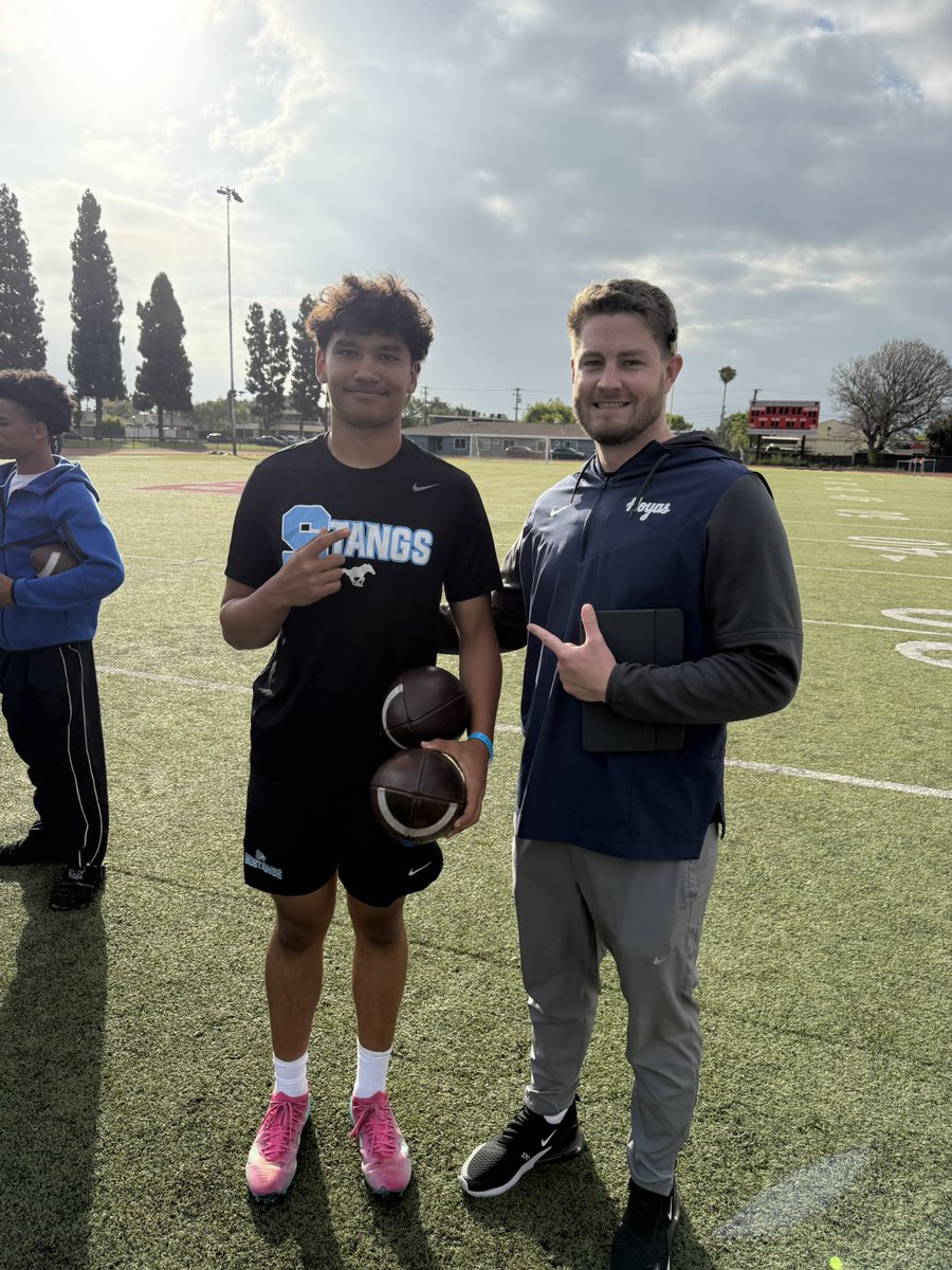 dshirl08's tweet photo. After a great conversation with coach McDaniels, I am blessed and honored to receive a Division 1 scholarship to Georgetown. #gohoyas  @jackwmcdaniels @FootballKingpin @GregBiggins @Throw_2_Win @OrtegeJenkins16 @SalesianFB https://t.co/8MpqI7v3Kk
