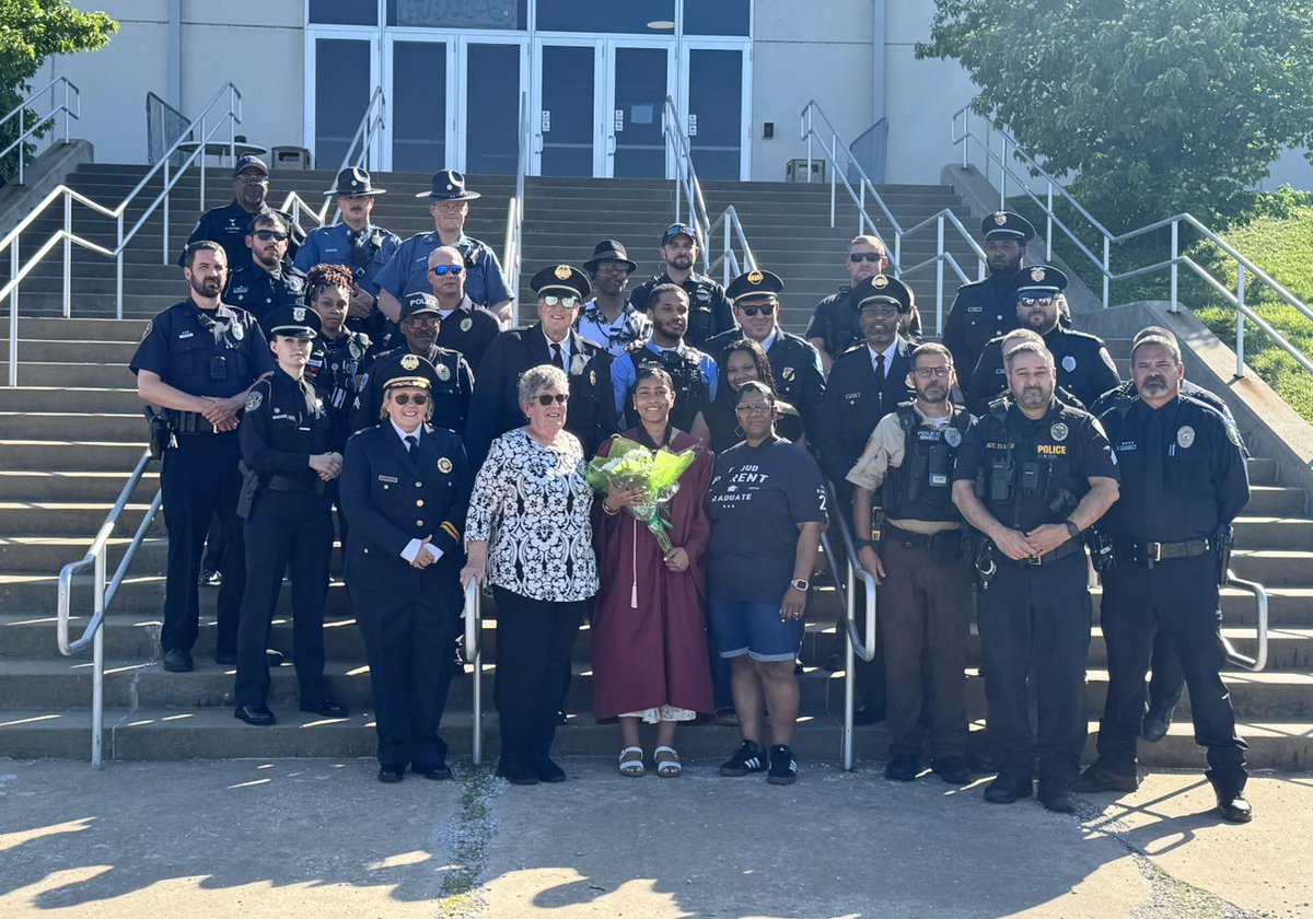St. Louis Metropolitan Police tweet media