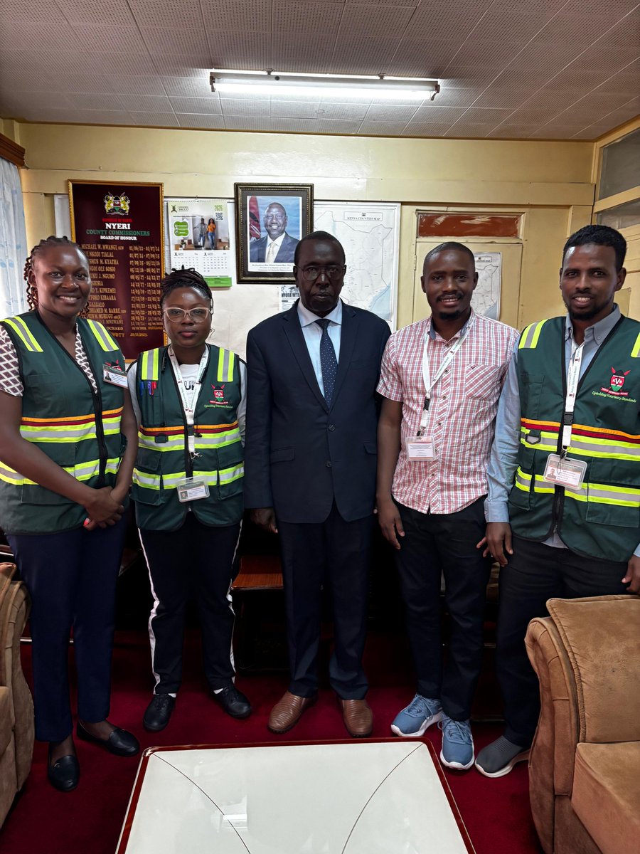 VetBoardKE's tweet photo. The Board works closely with the @InteriorKE in the execution of compliance assessments in counties.

During an engagement with the County Commisioner Nyeri County as the Board embarks on inspection of Veterinary Practices in Nyeri County.

#UpholdingVeterinaryStandards https://t.co/hoQ2TOZs4X