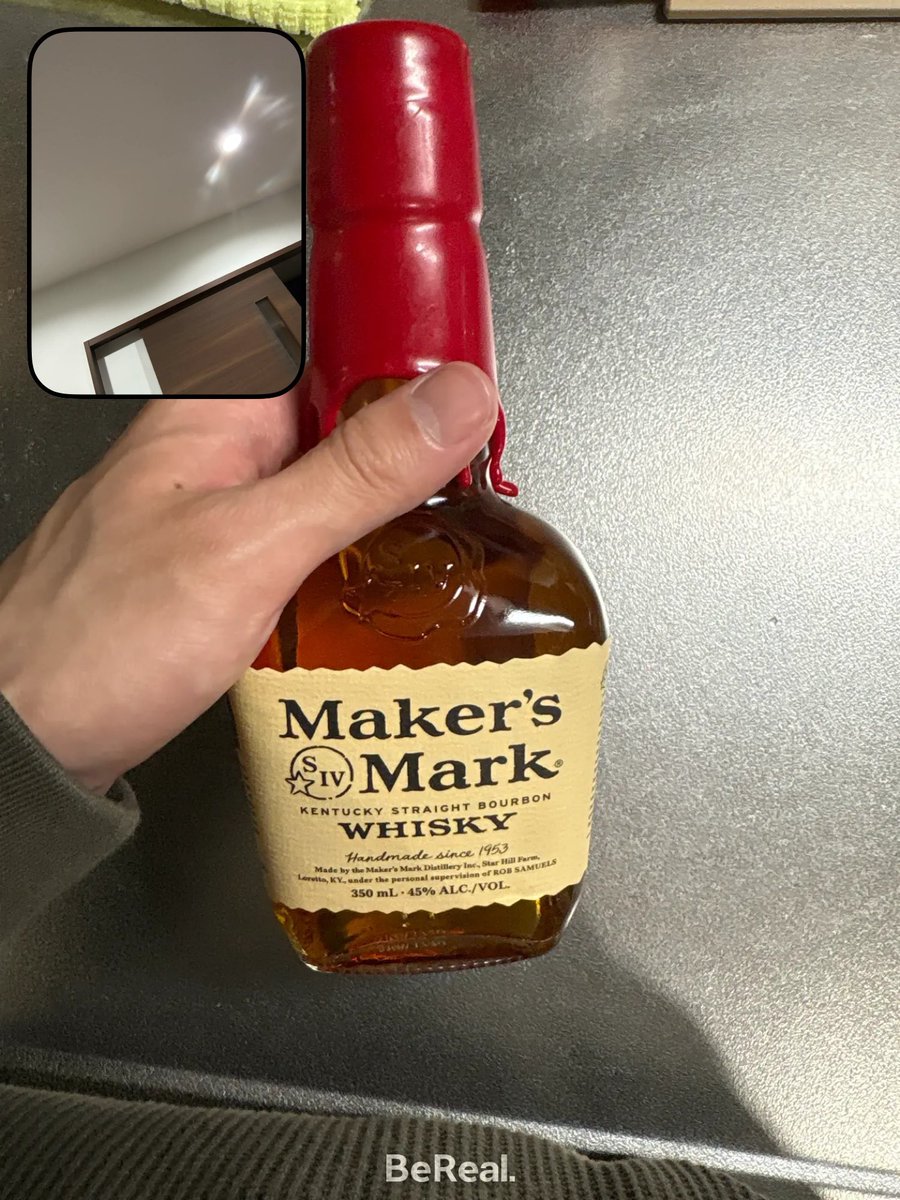 k877_punch's tweet photo. お子ちゃまには早すぎた
誰か飲みに来た時に飲まそ https://t.co/sJ3swlynkD