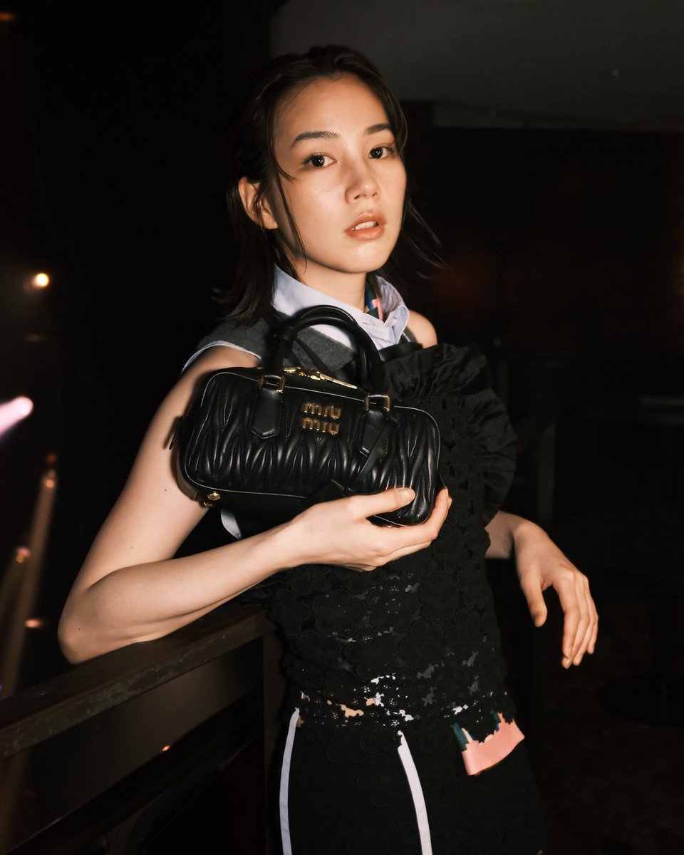 のん official tweet media