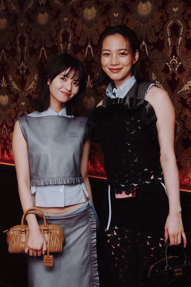 のん official tweet media