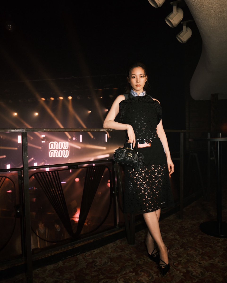 のん official tweet media