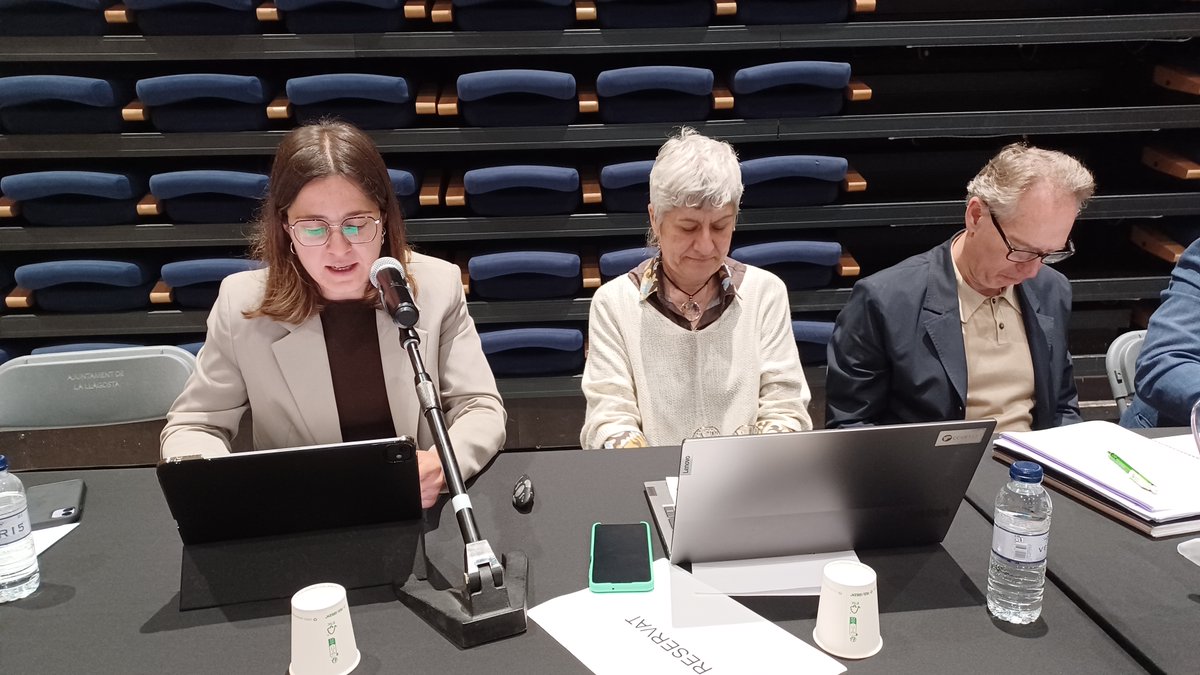 CCV_ORIENTAL's tweet photo. ▶️Avui, el Centre Cultural de #laLlagosta ha acollit el Consell d’Alcaldies ordinari del mes de maig
✅Hem tractat diversos projectes i plans estratègics en àmbits vinculats a la igualtat, la cohesió social i el  desenvolupament econòmic de la comarca💪
🔗https://t.co/5CMyS0fr0G https://t.co/rOO96LtshC