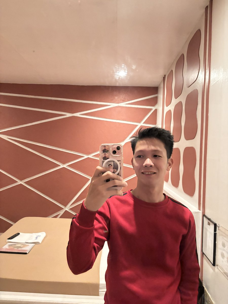 JRNotForEvery1's tweet photo. Mirror shot muna😂👌🏻💦

#alterbaguio #baguiocity https://t.co/efWGfnGFcN