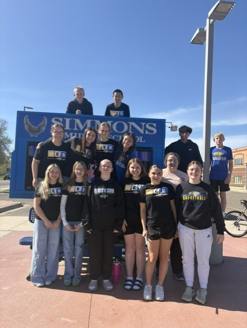AberdeenSMS's tweet photo. Golden Crew made the journey to May Overby today, marking their final activity of the year.  This group was amazing in so many ways and CHS is lucky to have them next year! https://t.co/1wqF9PYNbz