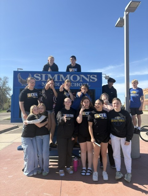 AberdeenSMS's tweet photo. Golden Crew made the journey to May Overby today, marking their final activity of the year.  This group was amazing in so many ways and CHS is lucky to have them next year! https://t.co/1wqF9PYNbz
