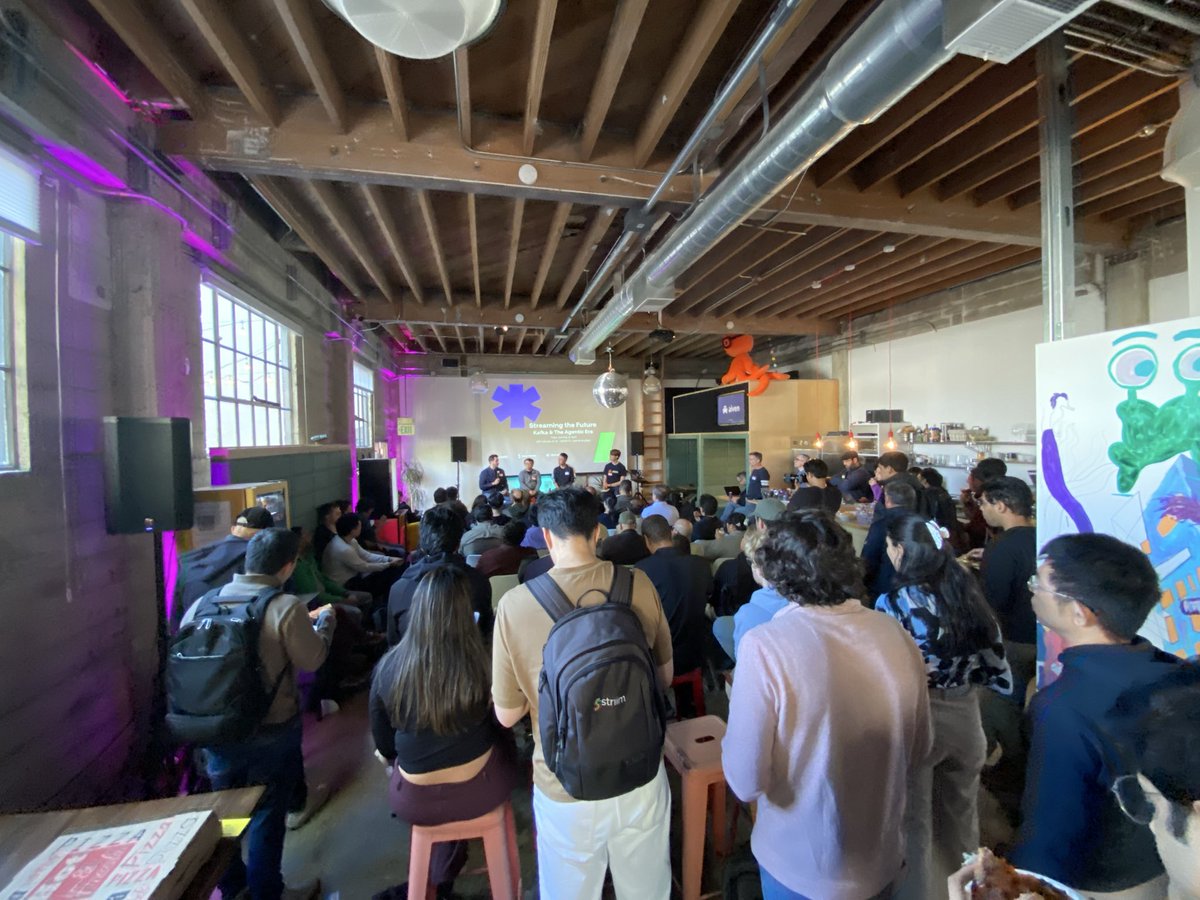 steven_pal's tweet photo. Interesting meet up yesterday featuring @aiven_io, @RisingWaveLabs, and @streamnativeio https://t.co/6weYp1p4oc
