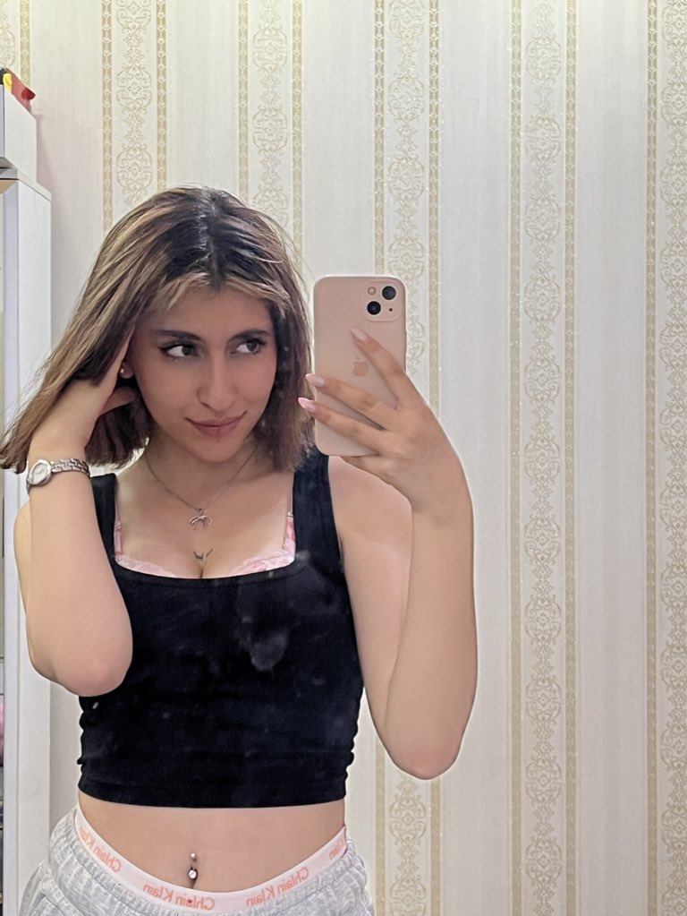 دیا🧚🏼♀️ tweet media