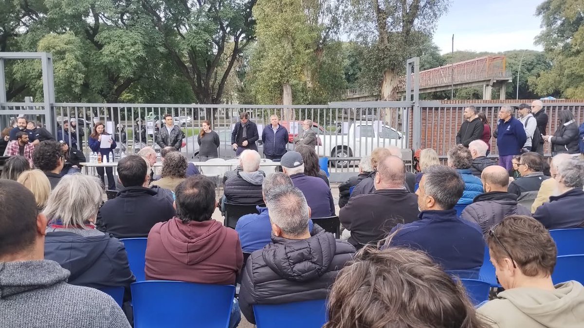 FEdePyME's tweet photo. El @INTIargentina es de todos los Argentinos, y sirve a los intereses de la industria nacional.

Buena parte del futuro está ahí

Pongan los policías que quieran, lo vamos a defender con todas nuestras fuerzas

@MinEconomia_Ar 
@LuisCaputoAR 
#inti #Tecnología #industria #pymes https://t.co/YnjGjrEbl2