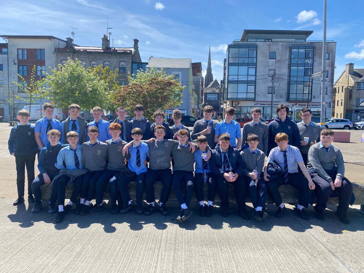 Coláiste Éamonn Rís tweet media