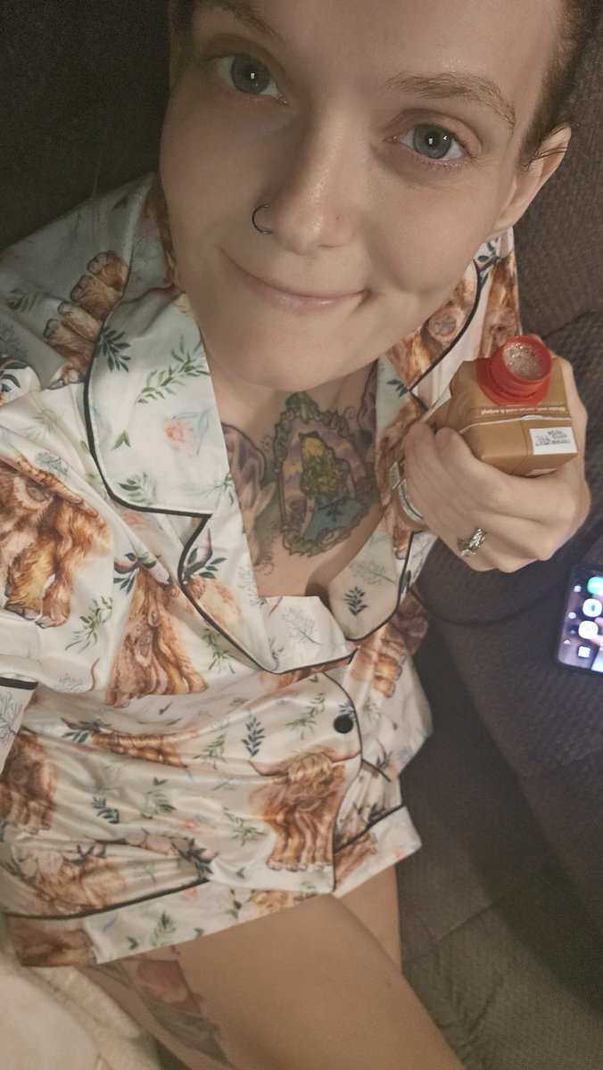 PintSizedMomma tweet media