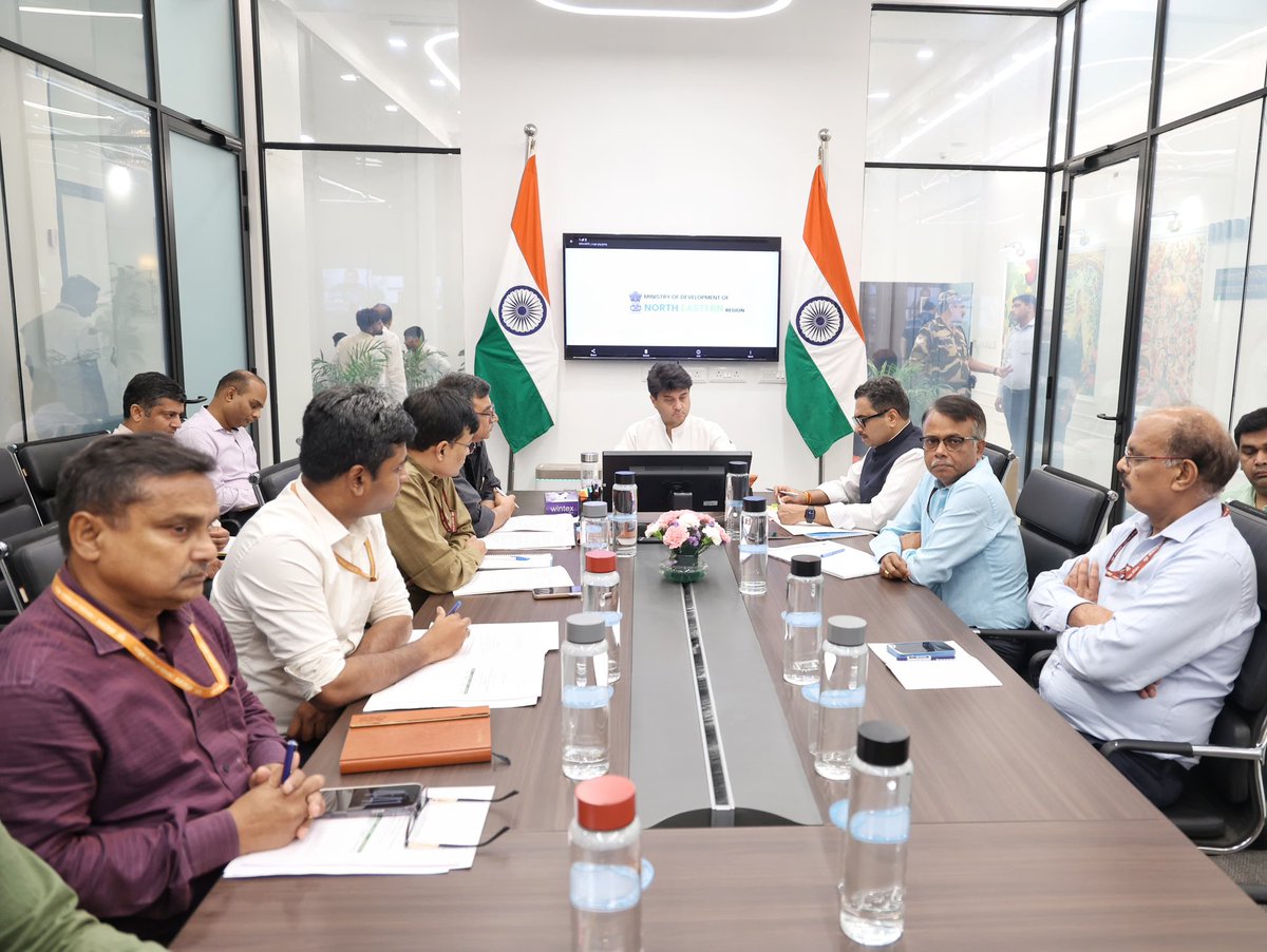 Jyotiraditya M. Scindia tweet media