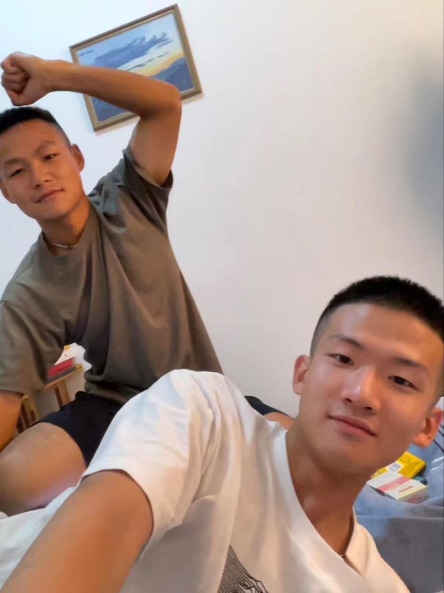 00后的性冲动 tweet media