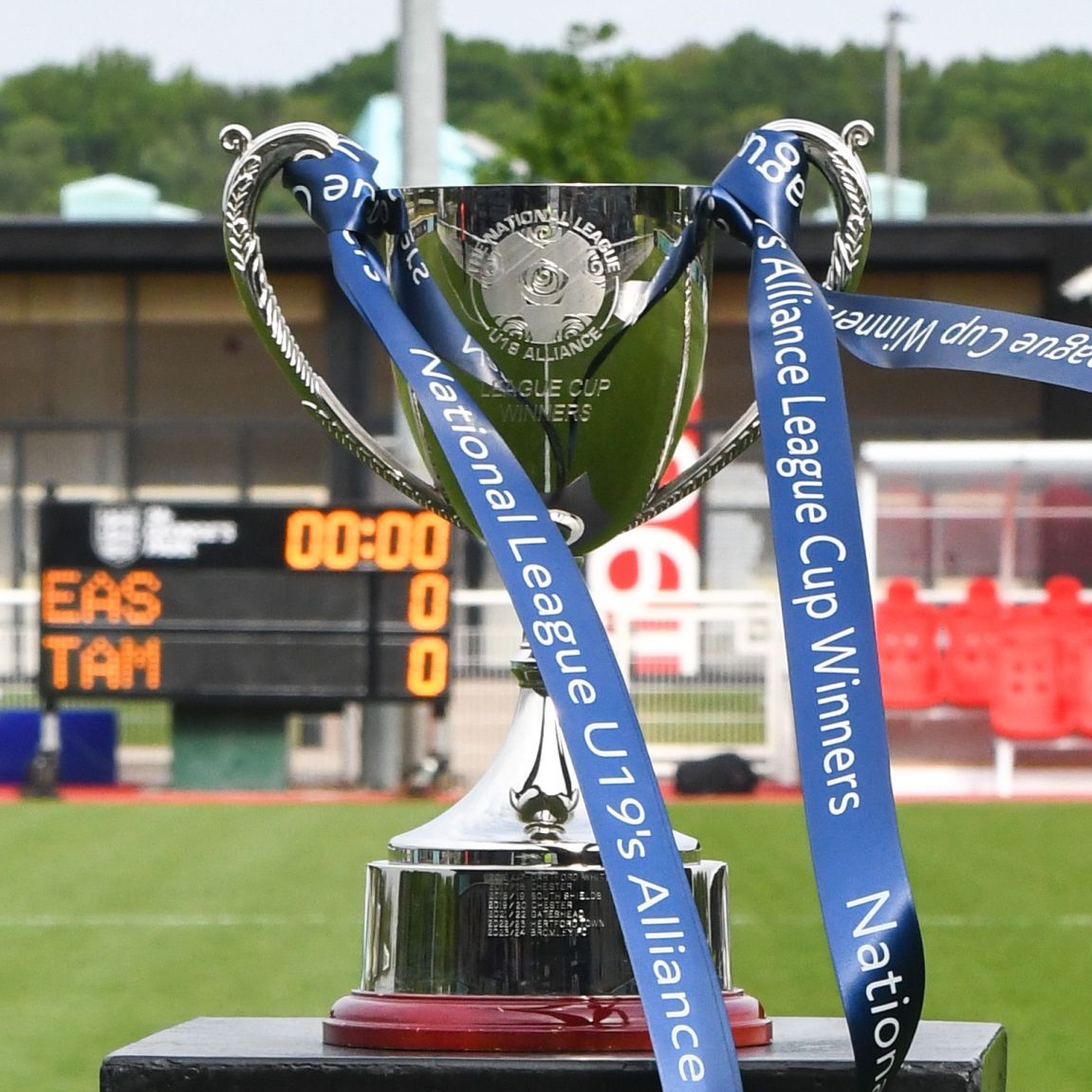 nationallgeU19's tweet photo. Next week is Finals Day at St George's Park 🏆

Here's how you can stream both the U19 Alliance League Cup and Academy Cup finals on NL+ 📺

🔗 https://t.co/S9GeJNOI7A https://t.co/IHhHWiNSJl