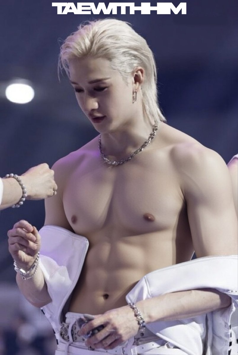 taewithhim's tweet photo. BVNGCHVN #skznsfw #taewithhim https://t.co/t64MMRbhtx