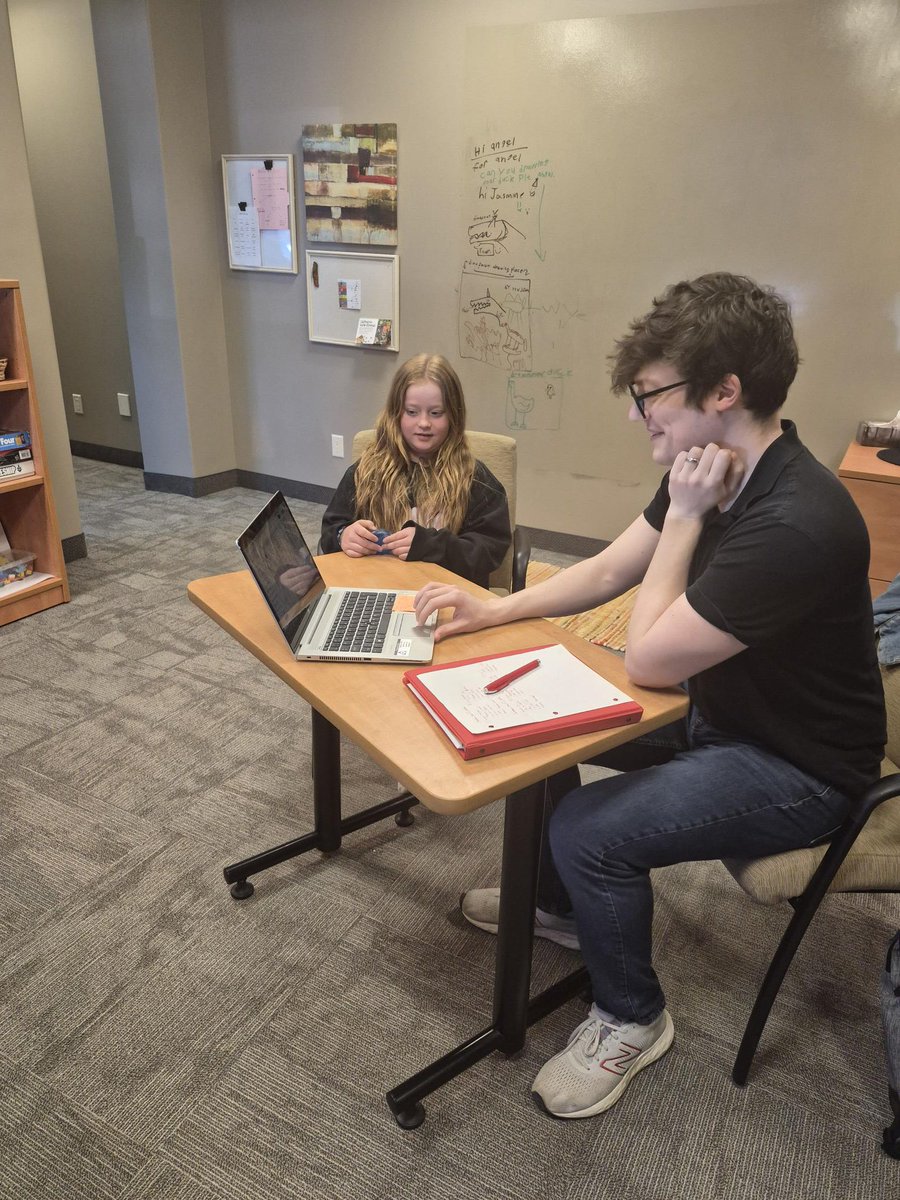 LDASSK's tweet photo. School may be winding down, but learning support doesn’t have to stop for the summer. ☀️📚

Families are already reaching out for summer tutoring spots, so now is a great time to connect with us for more information or registration.

📞 306-374-4902
📧 Stephaniet@ldas.org

#LDAS https://t.co/l5y0HiJM20