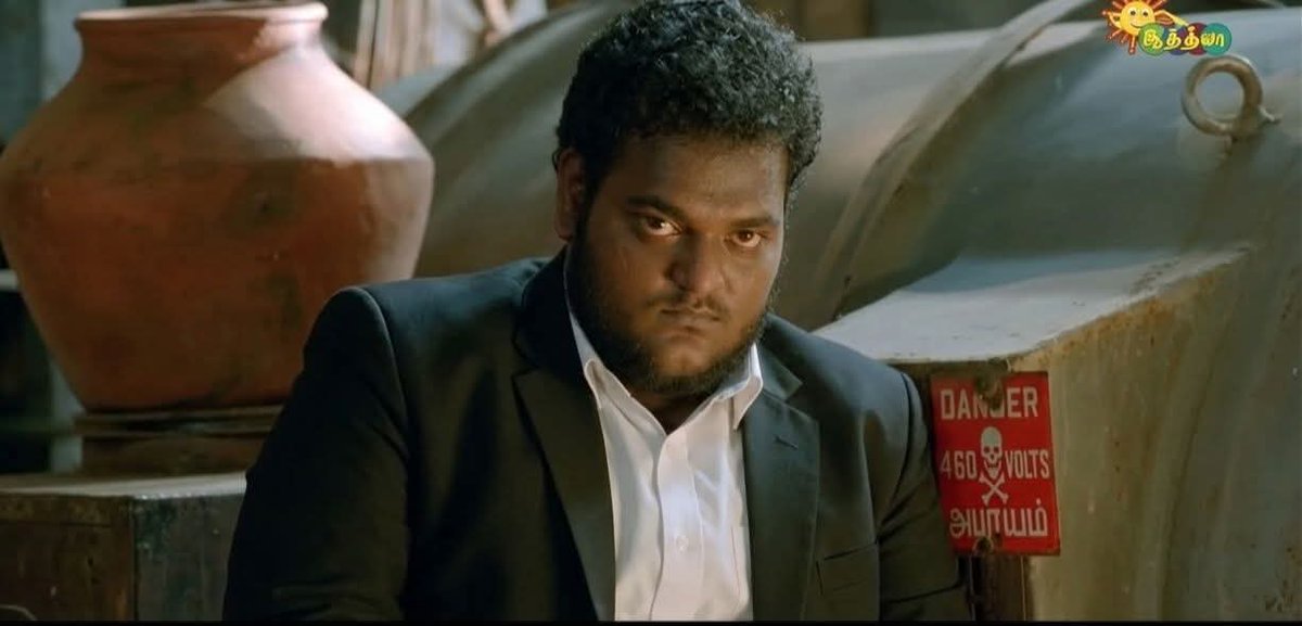 Dashingkarthik's tweet photo. 🐿️ஸ் ~ #sofamodel னு‌ வெச்சு செய்யறானுங்க ண்ணாவ் 😭

#ஜோசப்_விஜய் நவ். 😐 https://t.co/Sg59ESHb4k