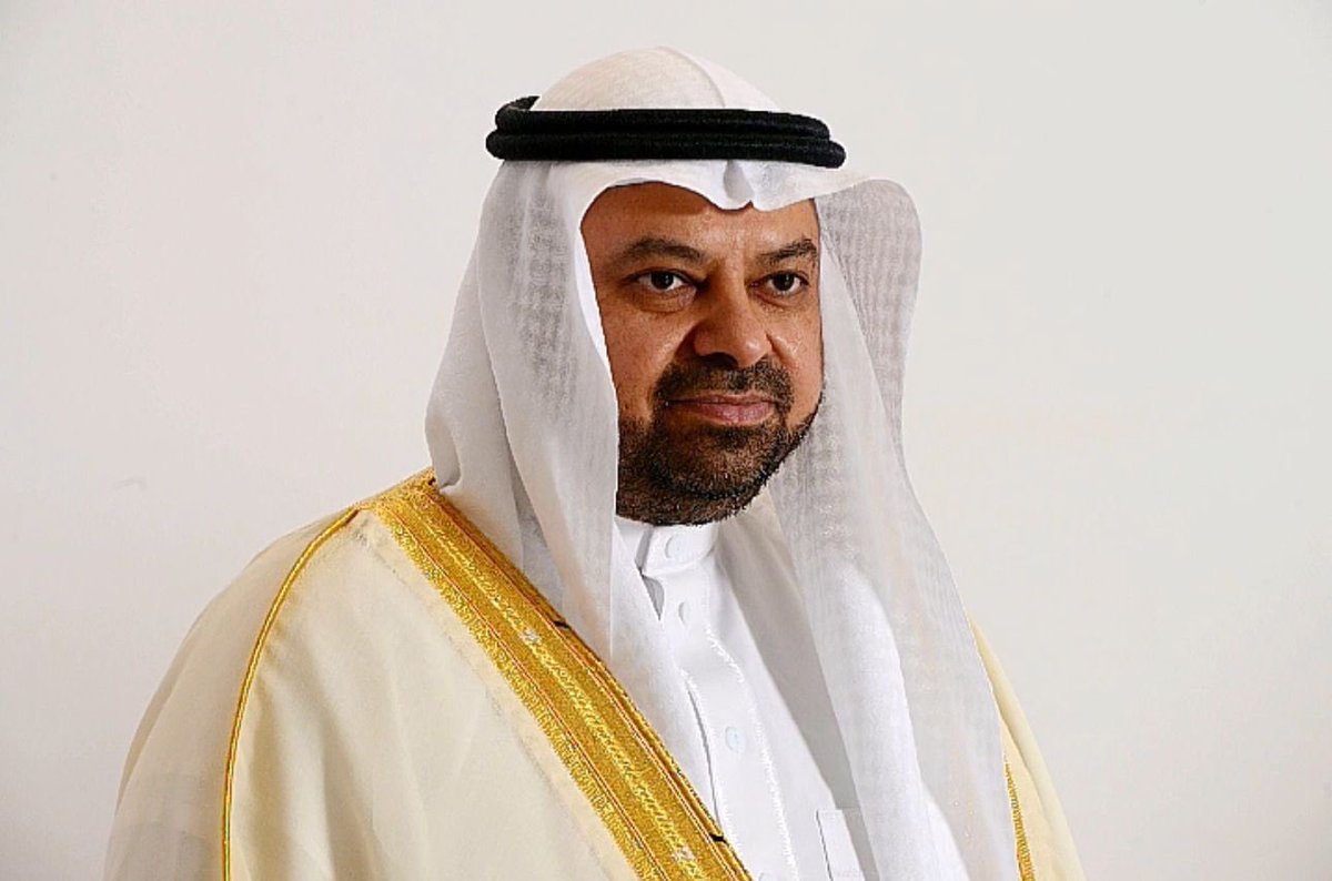 alnoman2012's tweet photo. بحمد الله، تمت اليوم مناقشة رسالة الدكتوراه للباحث #عبدالعزيز_بن_علي_الأيوبي من كلية الأعمال بالجامعة الإسلامية بالمدينة المنورة، وقد قررت اللجنة إجازة الرسالة ومنحه درجة الدكتوراه في الاقتصاد بتقدير ممتاز مع مرتبة الشرف الأولى.
ويسرّنا أن نتقدم بخالص التهاني والتبريكات لسعادة الدكتور/ #عبدالعزيز_بن_علي_الأيوبي  
نائب رئيس مجلس إدارة جمعية وَفَّىٰ للرواد والمبدعين، بمناسبة حصوله على هذا الإنجاز العلمي المستحق، عن رسالته الموسومة بعنوان:
«اقتصاد التجربة ودوره في تطوير خدمات قطاع الحج والعمرة والزيارة في إطار برنامج خدمة ضيوف الرحمن».
سائلين الله له دوام التوفيق والسداد، وأن يجعل هذا الإنجاز العلمي المبارك عونًا له على خدمة الوطن وضيوف الرحمن، وأن يبارك في علمه وجهوده وينفع بهما.