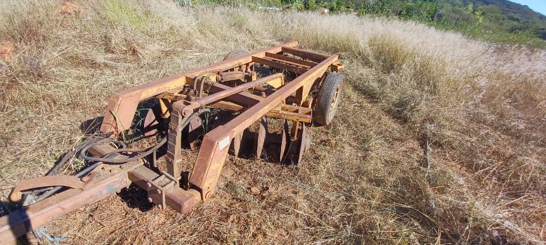AgriConnect4's tweet photo. Farm Equipment Sales 

Landini 7860 78hp 2x4 $4200
Bain Ceasar 16 Dish $3500
Location: Masvingo 
Call/App 077 287 3045 

@redmarketsunday @agribusinesszw @zim_farmers @zimFarmDigestZw @Zim_Farmers_Mkt @ZwAgriculture https://t.co/9IYep6PUeM