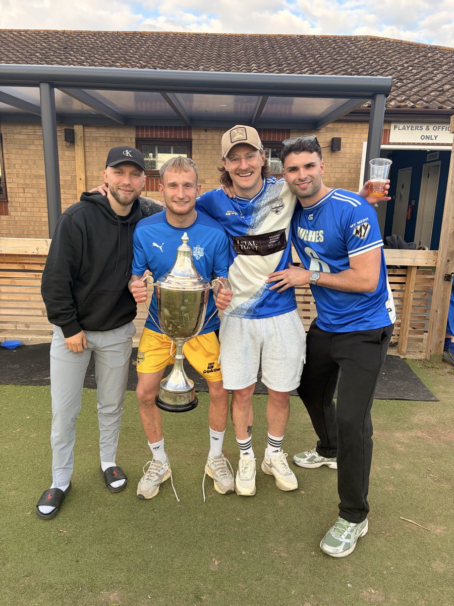 charlielindoe's tweet photo. Added another promotion to the list, what a season and what a group lads to play with @KingsParkRFC 🏆🏆 shame it’s come to an end, what’s next… https://t.co/jcIHDLfytd