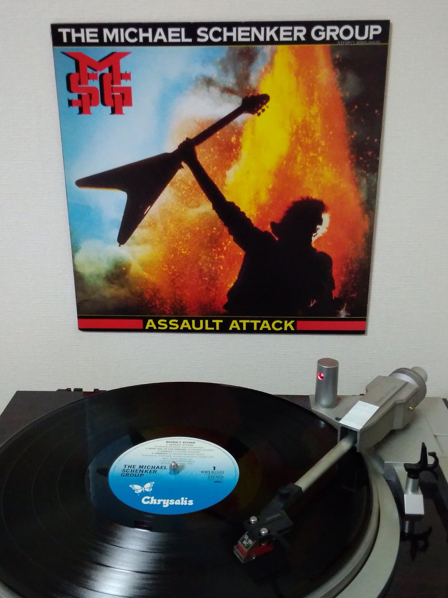 trhmnkn691's tweet photo. The Michael Schenker Group - Assault Attack (1982)
Hard rock / Heavy metal
#nowspinning
#GrahamBonnet https://t.co/JPxO1l3aNf