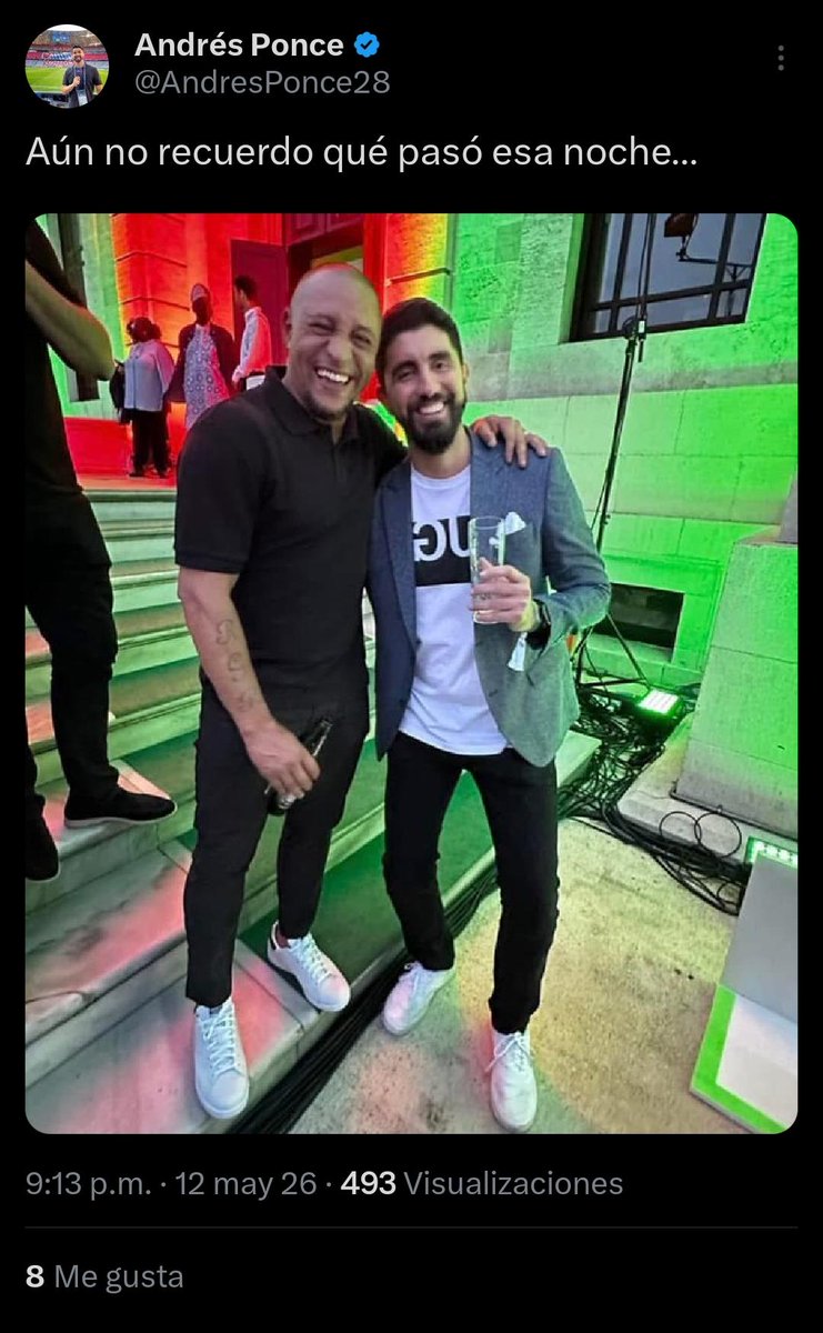 BombilloLindo's tweet photo. @CarlosXArguello A cual de ellos has visto en Boxr! Ninguno tiene perfil para Emelec, Nacho Ambriz? Jjjjj que risa , el más cerca por ahí, Pipo, pare de contar ! Deja el drama Argüello! https://t.co/9JELRdqEzG