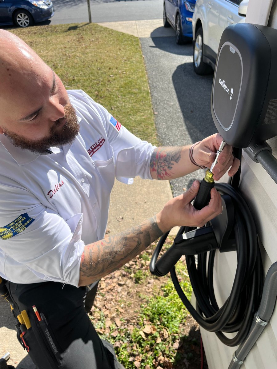 TimKyleElec's tweet photo. "While it may be tempting to install an EV charger yourself, this is one upgrade that should always be left to the professionals. Proper installation is critical for safety, performance, and long-term reliability." https://t.co/2qNGaq7Bm7 https://t.co/pKfjOzLZdw