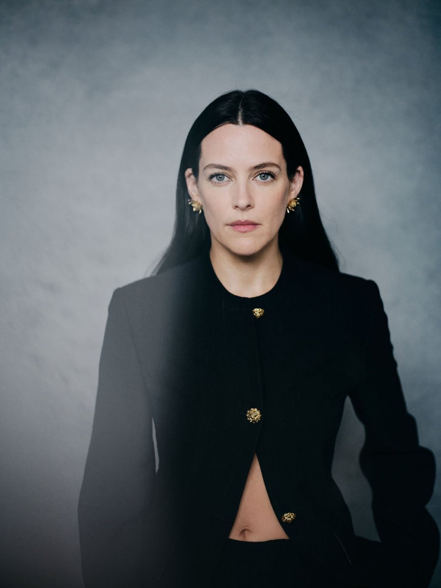 keoughphotos's tweet photo. Riley Keough during a portrait session for "Butterfly Jam" during the 79th annual Cannes Film Festival https://t.co/97hy7Rf5Kt