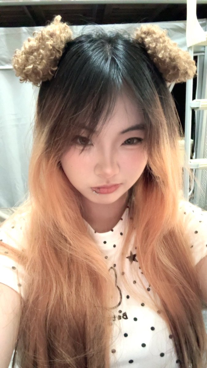 PepperTea0's tweet photo. PUPPY https://t.co/3rqcF0ghvX