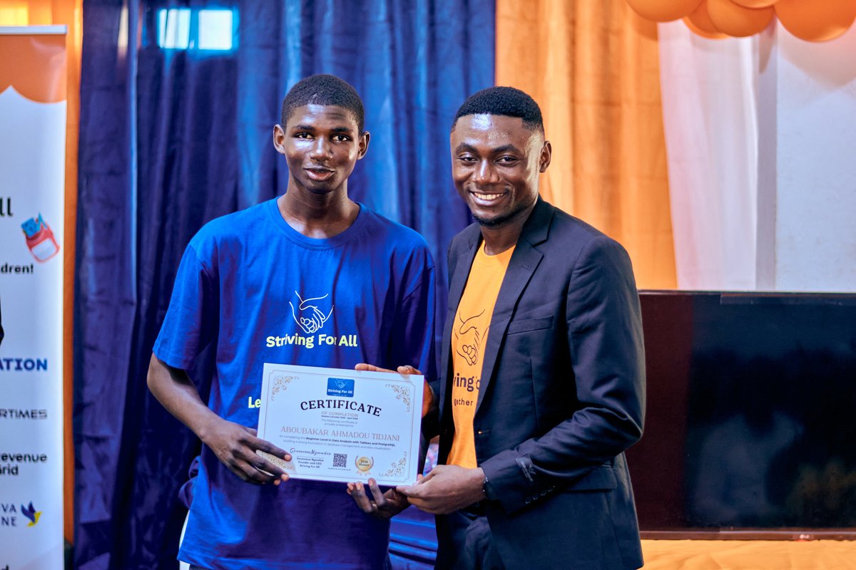 AllStriving's tweet photo. More than 170 young people participated in the latest Thrive Center training session in Douala, Cameroon through programs including AI, Web Development, Girls in Tech, and Green Warriors.

Read more:
https://t.co/T2K67CMHTB

#YouthEmpowerment #GirlsInTech #Cameroon #TechForGood https://t.co/ruQ9ecAAsW