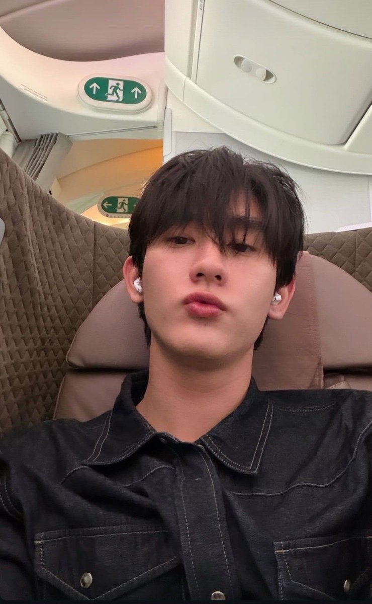 น้องไป๋ tweet media