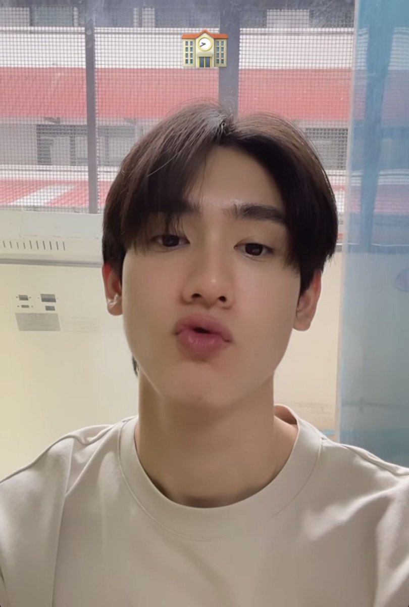 น้องไป๋ tweet media