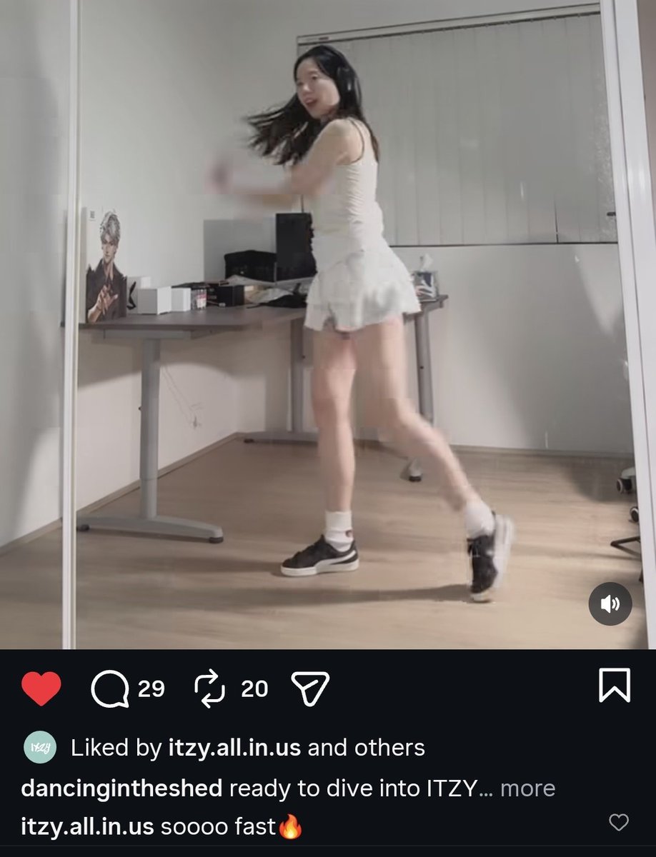 ash≷ saw itzy tweet media