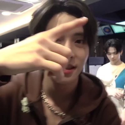 뭉 tweet media