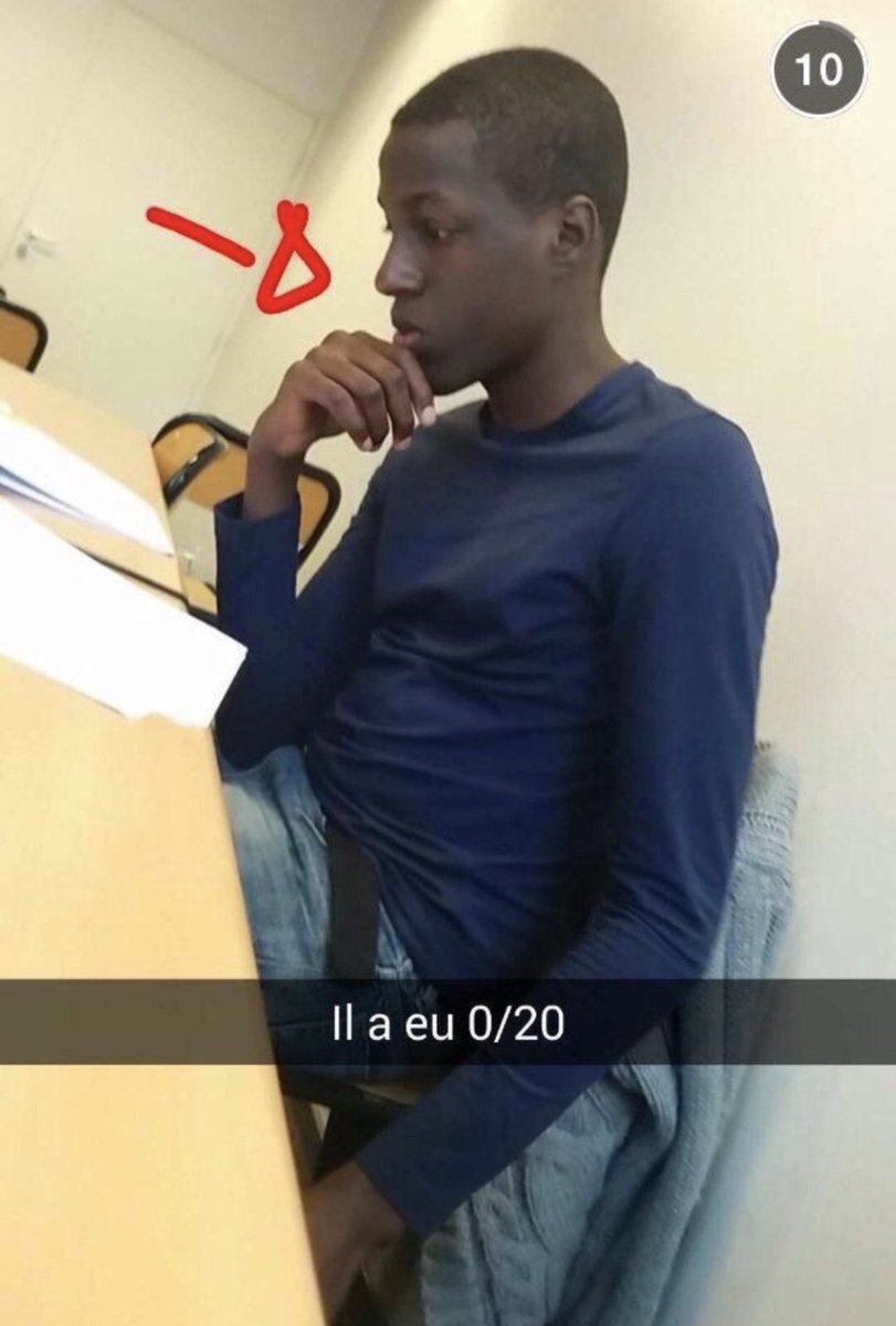 Léo tweet media