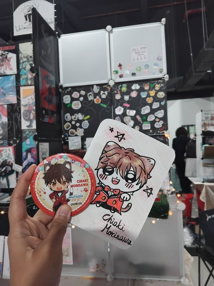 ryuseililac's tweet photo. went to a con recently and got this one artist to chiikawa-ify me and chiaki (〃´▽`)

[artist is @/fishcheeze_ on IG] https://t.co/7GXdGNClxp