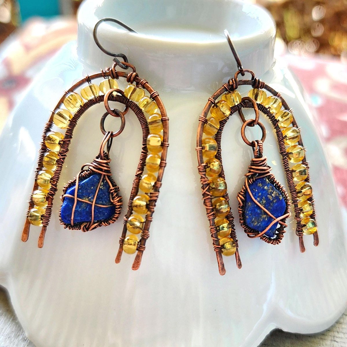 rshoemaker312's tweet photo. https://t.co/lhuMjGD4ry Handmade earrings #unique #Handmade #etsyusa #etsy #gift #blue #earrings #handmadegift #Fashionusa https://t.co/EKzK8dpZC2